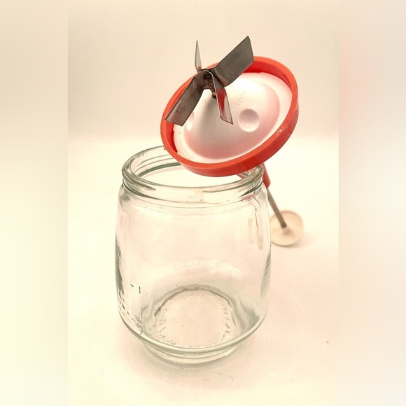 Retro Federal Housewares Orange Nut Chopper Push Top Vegetables Nuts Glass - Picture 8 of 9